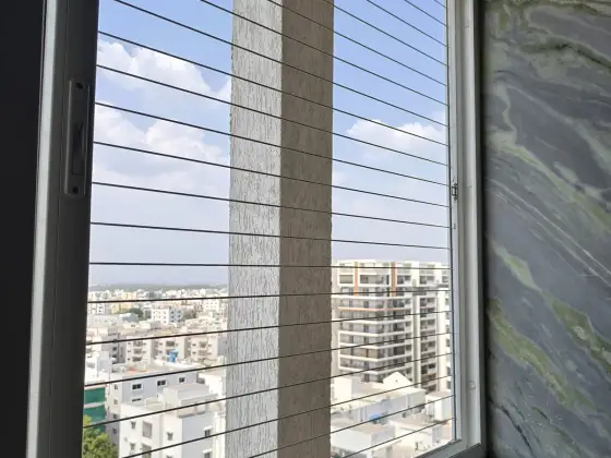 Stainless-steel horizontal cable railing (close-up view)